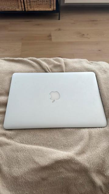 Macbook Air 2017 i5 nieuwe batterij beschikbaar voor biedingen