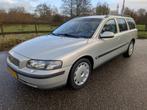 Volvo V70 2.4 Comfort Line Airco Radio Cd APK 17-06-2026, Voorwielaandrijving, Zwart, 1505 kg, Leder en Stof