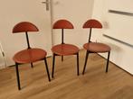 3 Italiaanse designstoelen Linea Veam driepoot

Jaren 80, Huis en Inrichting, Stoelen, Ophalen, Gebruikt, Bruin, Eén