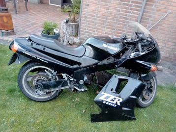 Zzr 1100 1992 in onderdelen beschikbaar voor biedingen