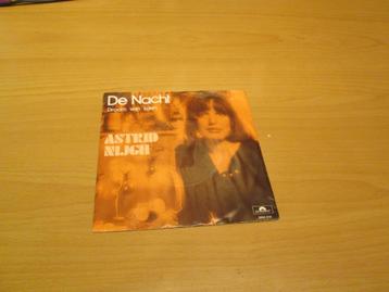 7 singles van Astrid Nijgh (ook per stuk te koop) beschikbaar voor biedingen