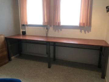 Bureaublad 265cm beschikbaar voor biedingen