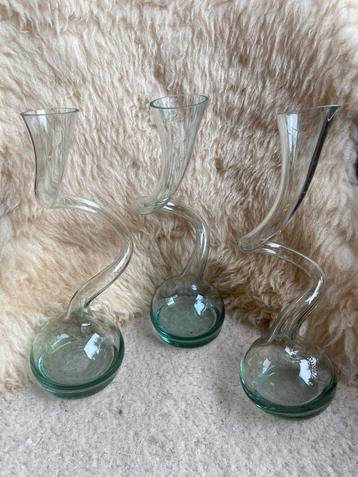 Vintage geblazen kronkel vaasjes 3x beschikbaar voor biedingen