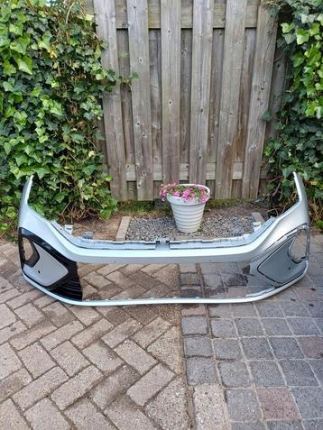 Volkswagen Taigo Bumper Voorbumper PDC Gaten 2G7807221E beschikbaar voor biedingen