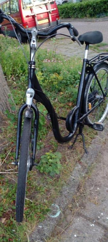 Fiets met lage instap beschikbaar voor biedingen