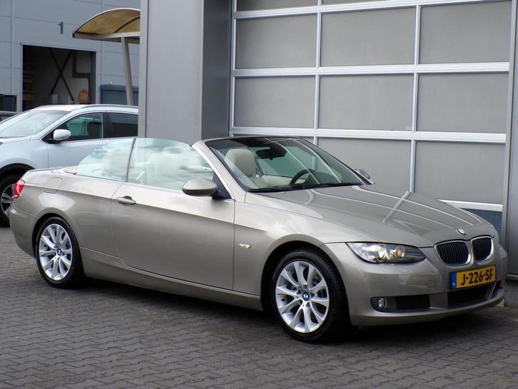 BMW 3-serie Cabrio 325i|Xenon|Cruise|Stoelverw.|Leder|Trekh., Auto's, BMW, Bedrijf, Te koop, 3-Serie, ABS, Airbags, Airconditioning