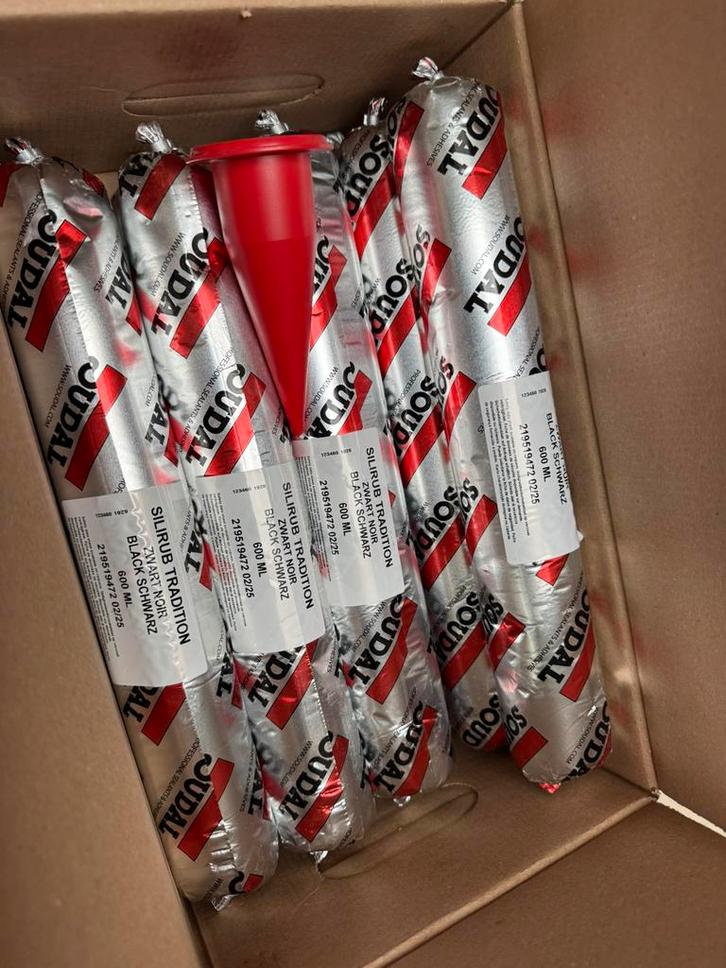 Soudal Silirub Tradition worsten stopverfkit zwart, Doe-het-zelf en Verbouw, Glas en Ramen, Zo goed als nieuw, Overige typen, Ophalen of Verzenden