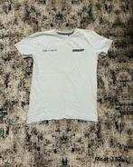 T-shirt Maat M Lichtblauw, Kinderen en Baby's, Kinderkleding | Maat 134, Ophalen of Verzenden, Zo goed als nieuw, Jongen, Shirt of Longsleeve