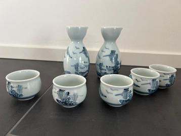 Sake set 7 delen handbeschilderd uit Japan beschikbaar voor biedingen