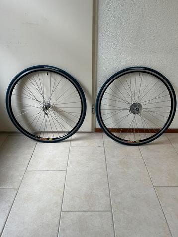 Campagnolo wielen incl. Campa naven/raders Mavic CCP 33 beschikbaar voor biedingen