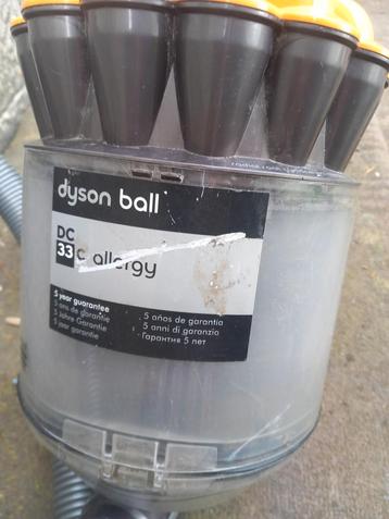 Dyson Ball DC33 Allergy  goed gebruikt 