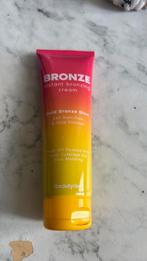 Zelfbruiner - Gold Bronze Glow, Bruin, Gehele gezicht, Ophalen of Verzenden, Zo goed als nieuw