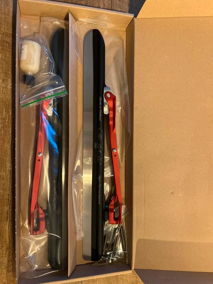 Klapschaatsen EVO - Onderstel, Sport en Fitness, Schaatsen, Zo goed als nieuw, Noren, Overige merken, Klapschaats, Ophalen of Verzenden