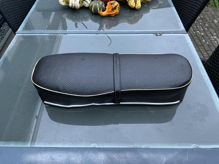 BATAVUS SUPER SPORT OF COMBISPORT WHIPPET ZADEL BUDDY IZGST, Fietsen en Brommers, Brommeronderdelen | Oldtimers, Zo goed als nieuw