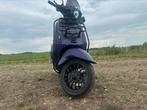 Vespa sprint custom full options geel kenteken, Fietsen en Brommers, Scooters | Vespa, Ophalen, Gebruikt, Overige modellen, Maximaal 45 km/u