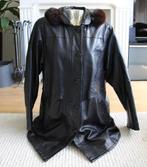Prachtige Leren Dija Jas Met Bontkraag (M) € 110,-, Kleding | Dames, Maat 38/40 (M), Dija, Zwart, Ophalen of Verzenden