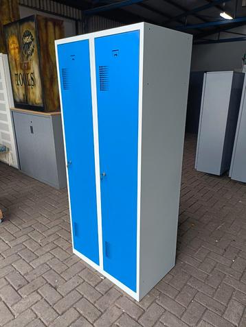 Metalen 2 deurs kledingkast, lockerkast  beschikbaar voor biedingen