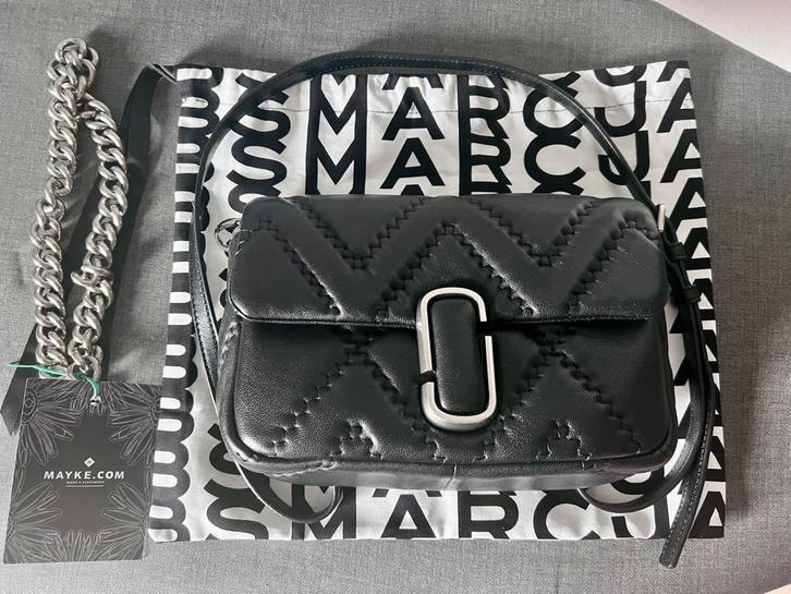 Mooie zwarte tas Marc Jacobs ONE, Sieraden, Tassen en Uiterlijk, Tassen | Damestassen, Zo goed als nieuw, Schoudertasje, Zwart