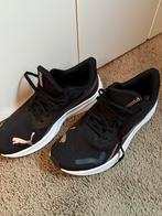 Puma pounce lite dames hardloopschoenen zwart goud maat 42, Hardloopschoenen, Zo goed als nieuw, Hardlopen, Ophalen