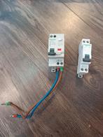 Schneider meterkastgroep  c16 aardlekschakelaar, Doe-het-zelf en Verbouw, Elektra en Kabels, Ophalen of Verzenden, Zo goed als nieuw