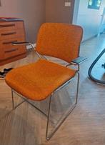 Vintage Eetkamerstoelen Oranje/Terracotta met Armleuningen, Huis en Inrichting, Stoelen, Ophalen, Gebruikt, Twee, Overige kleuren