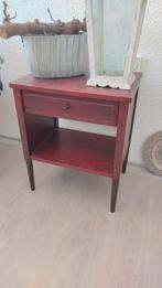 Nachtkastje, bedtafel, bedkastje., Ophalen, 55 tot 70 cm, Zo goed als nieuw, 45 tot 65 cm