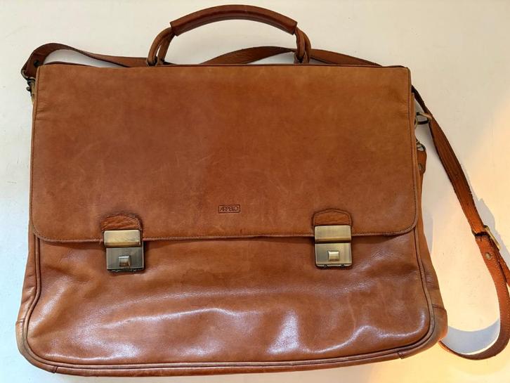 Bruin lederen Business laptop tas, Computers en Software, Laptoptassen, Zo goed als nieuw, Schoudertas, 15 inch, Ophalen of Verzenden