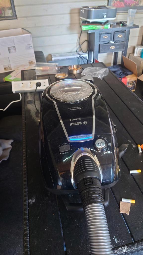 Bosch Serie 8 pro silence Stofzuiger met SmartSensor Control, Witgoed en Apparatuur, Stofzuigers, Gebruikt, Stofzuiger, Minder dan 1200 watt