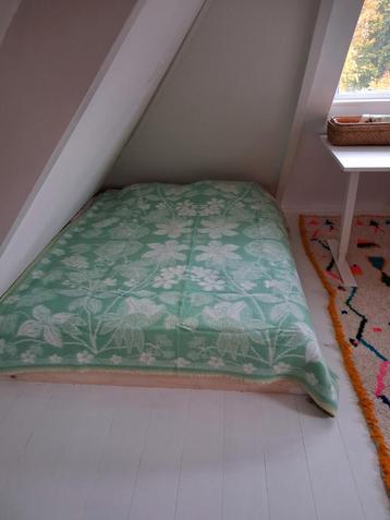 Vintage wollen deken mintgroen bloem 220x183 beschikbaar voor biedingen