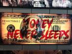 Money Never Sleeps plexiglas schilderij, Antiek en Kunst, Kunst | Schilderijen | Abstract, Ophalen of Verzenden