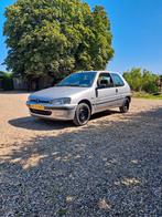 Peugeot 106 1.1 nieuwe apk apple carplay, Voorwielaandrijving, Stof, Zwart, 4 cilinders