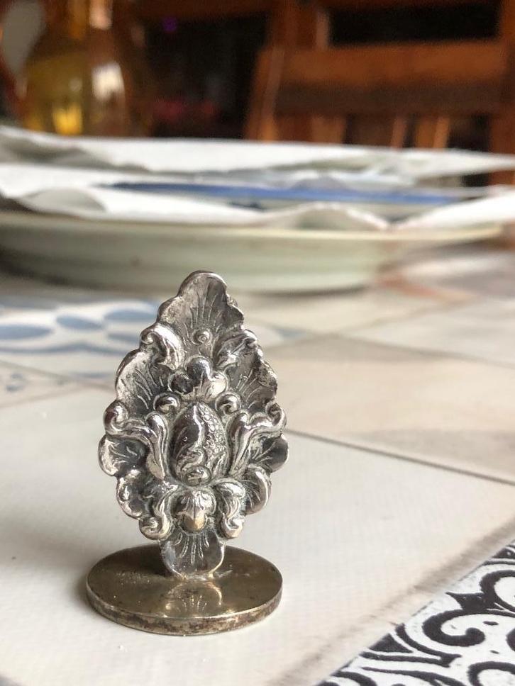 Djokja sigarettendover, Antiek en Kunst, Antiek | Goud en Zilver, Zilver, Ophalen of Verzenden