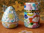 Twee mooie oude Chinese kruidenpotjes van cloisonne., Antiek en Kunst, Ophalen of Verzenden