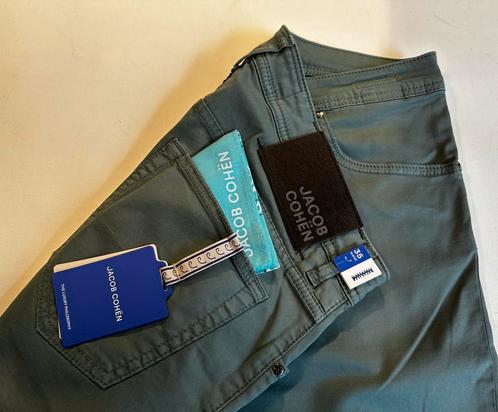 Groene zomerjeans van Jacob Cohen. Maat 35 Nick Slim, Kleding | Heren, Spijkerbroeken en Jeans, Nieuw, W33 - W34 (confectie 48/50)