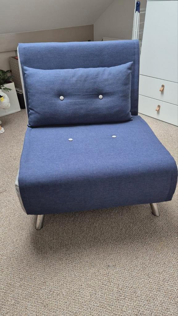 2x Haru Slaapbank - Made punt com - Kwarts Blauw, Huis en Inrichting, Stoelen, Gebruikt, Eén, Metaal, Stof, Blauw, Ophalen