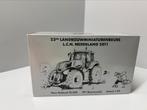 Siku new holland t8 300 lcn, Hobby en Vrije tijd, Ophalen of Verzenden, Gebruikt, Tractor of Landbouw, SIKU
