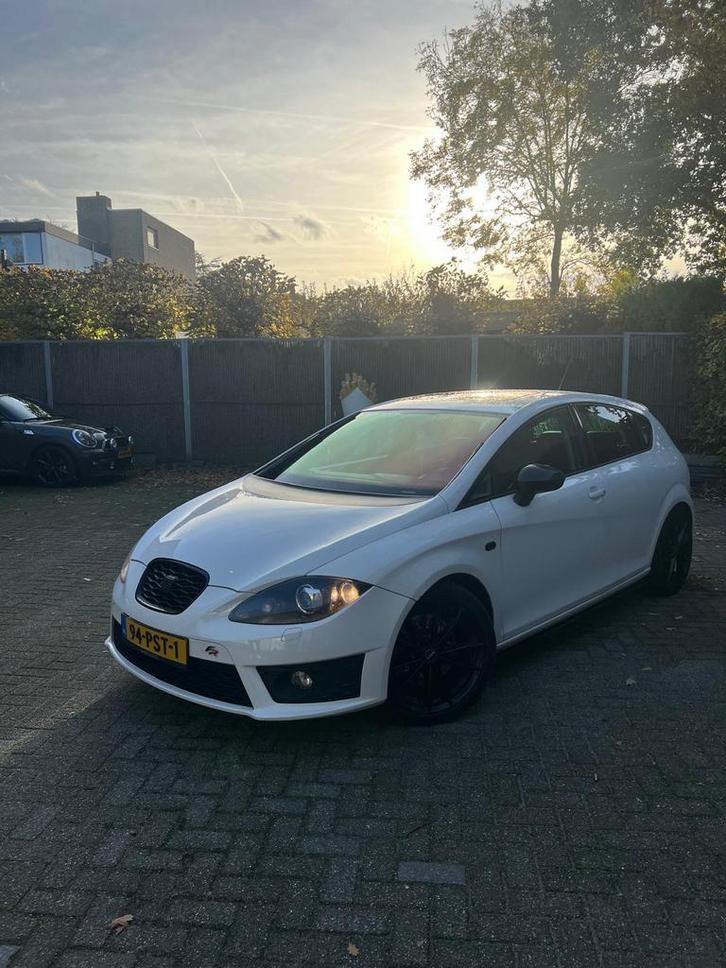 Seat Leon 2.0 Tfsi 16V 155KW FR DSG 2011 Wit, Auto's, Seat, Particulier, ABS, Airbags, Bluetooth, Bochtverlichting, Cruise Control