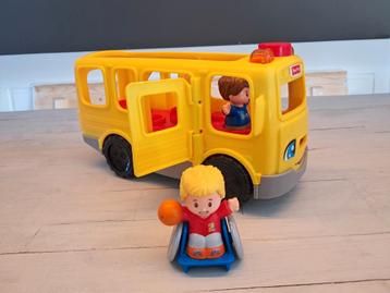 Little People Schoolbus met 3 Poppetjes beschikbaar voor biedingen