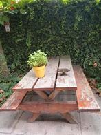 grote houten tuintafel met bank /Picknicktafel, Tuin en Terras, Tuinsets en Loungesets, Gebruikt, Ophalen of Verzenden, 8 zitplaatsen