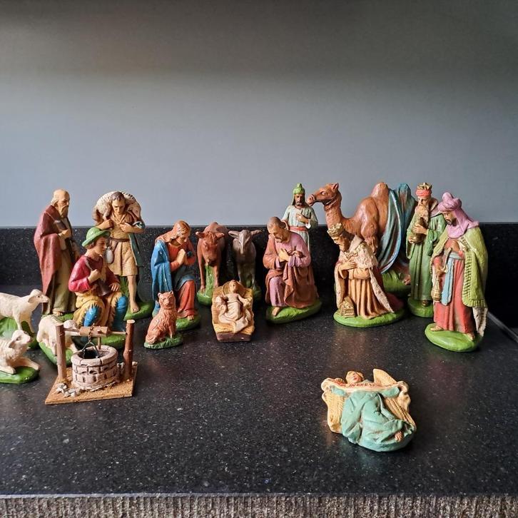 antieke kerststal figuren, Antiek en Kunst, Curiosa en Brocante, Ophalen of Verzenden