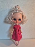 Lief custom blythe meisje, Verzamelen, Poppen, Ophalen of Verzenden, Zo goed als nieuw, Pop