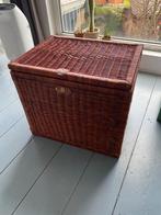 LARGE rotan kist / rattan coffer, Antiek en Kunst, Antiek | Meubels | Kasten, Ophalen