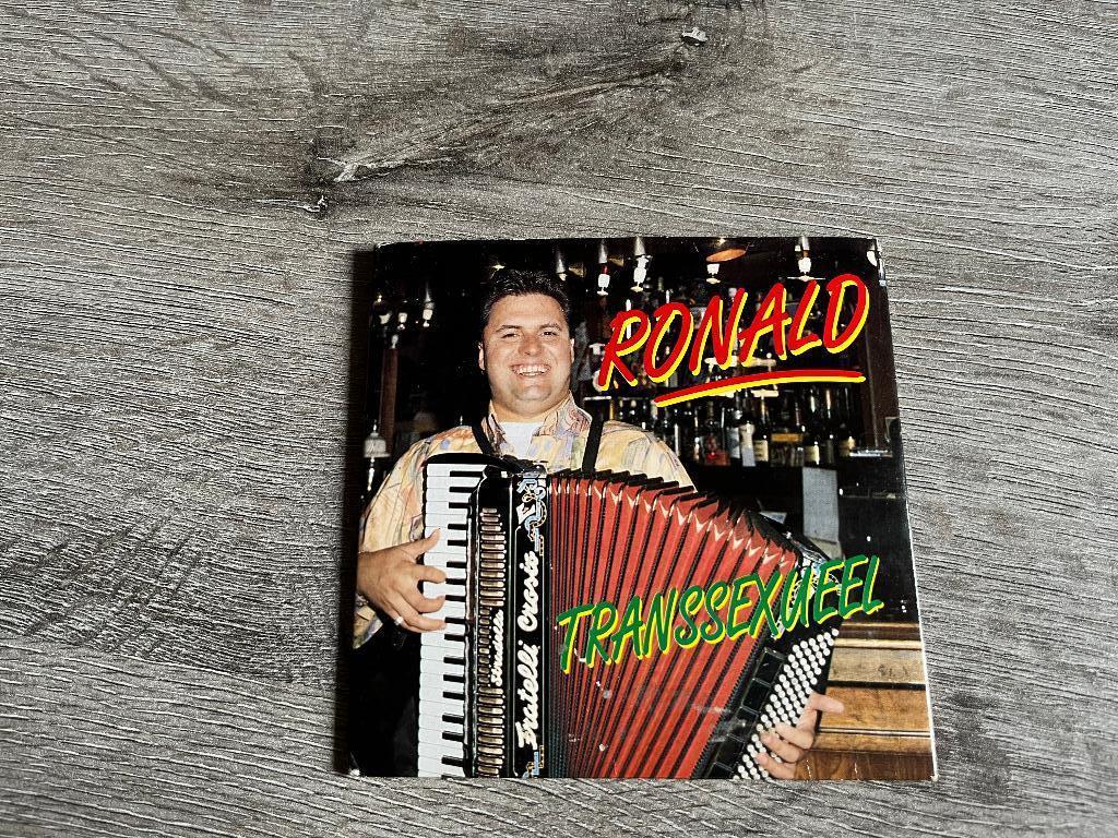 CD Ronald Transsexueel, Ophalen of Verzenden, Gebruikt, Levenslied of Smartlap
