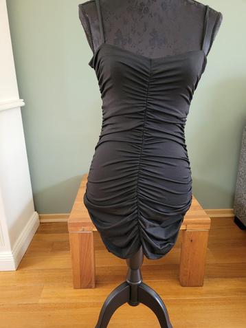 SHEIN sexy zwart rimpel jurkje jurk maat M valt S Nieuw beschikbaar voor biedingen