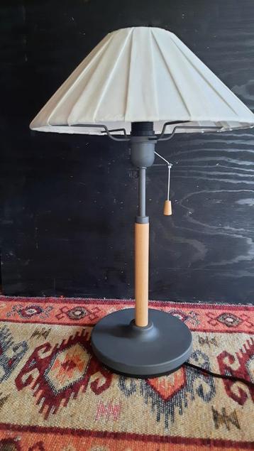 Ikea tafellamp type Tuve zeldzaam, lees de beschrijving beschikbaar voor biedingen