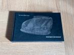 Porsche Museum Catalogus 2009, Boeken, Auto's | Boeken, Gelezen, Porsche, Ophalen of Verzenden, Porsche
