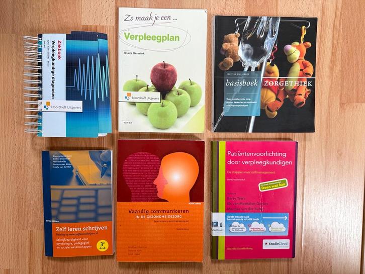 Studieboeken Verpleegkunde HBO, Boeken, Schoolboeken, Zo goed als nieuw, Overige vakken, HAVO, Ophalen of Verzenden