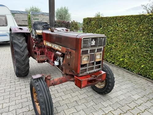 international 453 perfect lopend mooi patina !!!!, Zakelijke goederen, Agrarisch | Tractoren, tot 2500, John Deere, tot 80 Pk