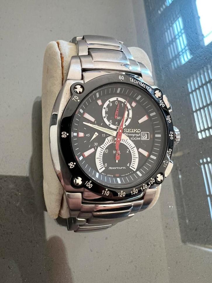 Zeer nette SEİKO SPORTURA SPC001 MUST COLLECTORS İTEM, Sieraden, Tassen en Uiterlijk, Horloges | Heren, Zo goed als nieuw, Polshorloge