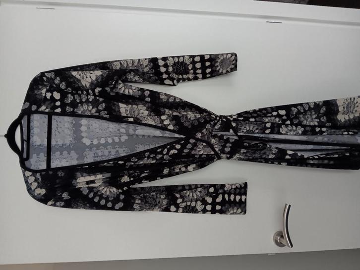 Te Koop: PLUS BASICS Jurk,  mt 46. Zwart/Grijs (J-30), Kleding | Dames, Grote Maten, Zo goed als nieuw, Jurk, Zwart, Ophalen of Verzenden